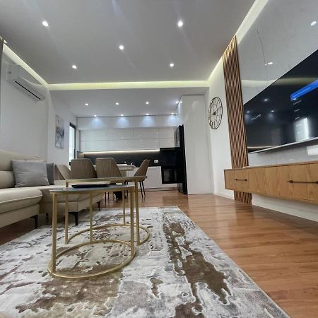 Lux Apartment At Arlis Tirana Exterior foto