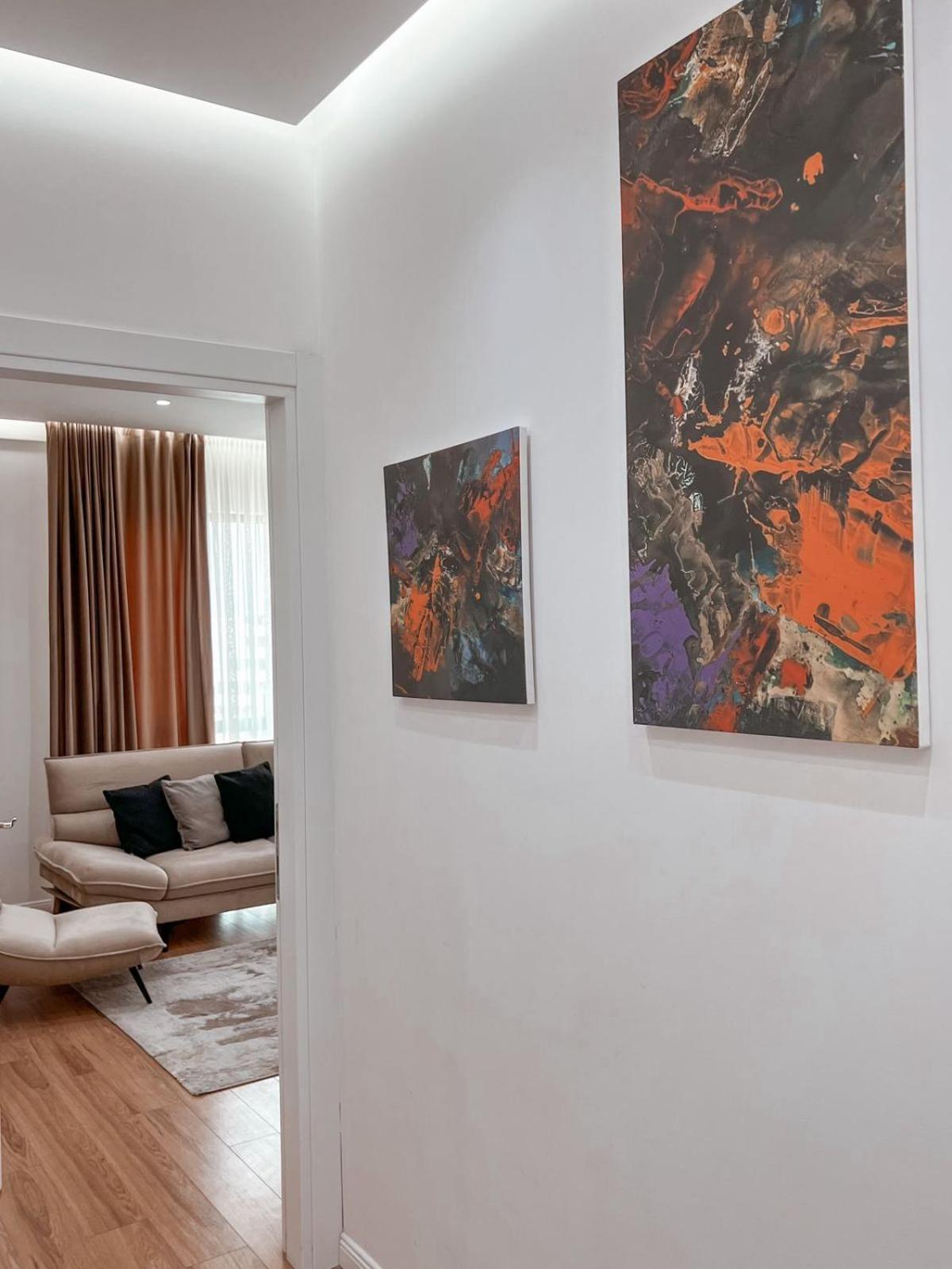 Lux Apartment At Arlis Tirana Exterior foto